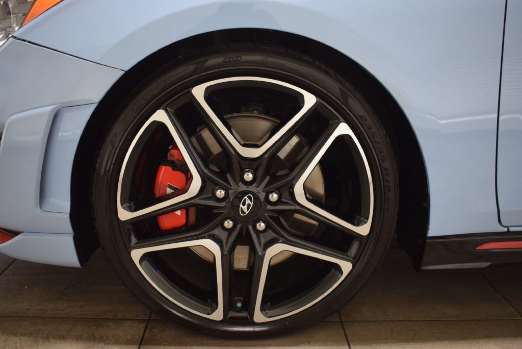 Used 2021 Hyundai Veloster N image 29
