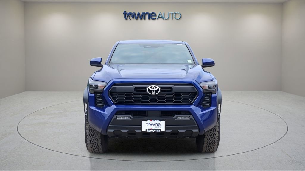 Used 2025 Toyota Tacoma TRD Off-Road AWD/4WD image 8