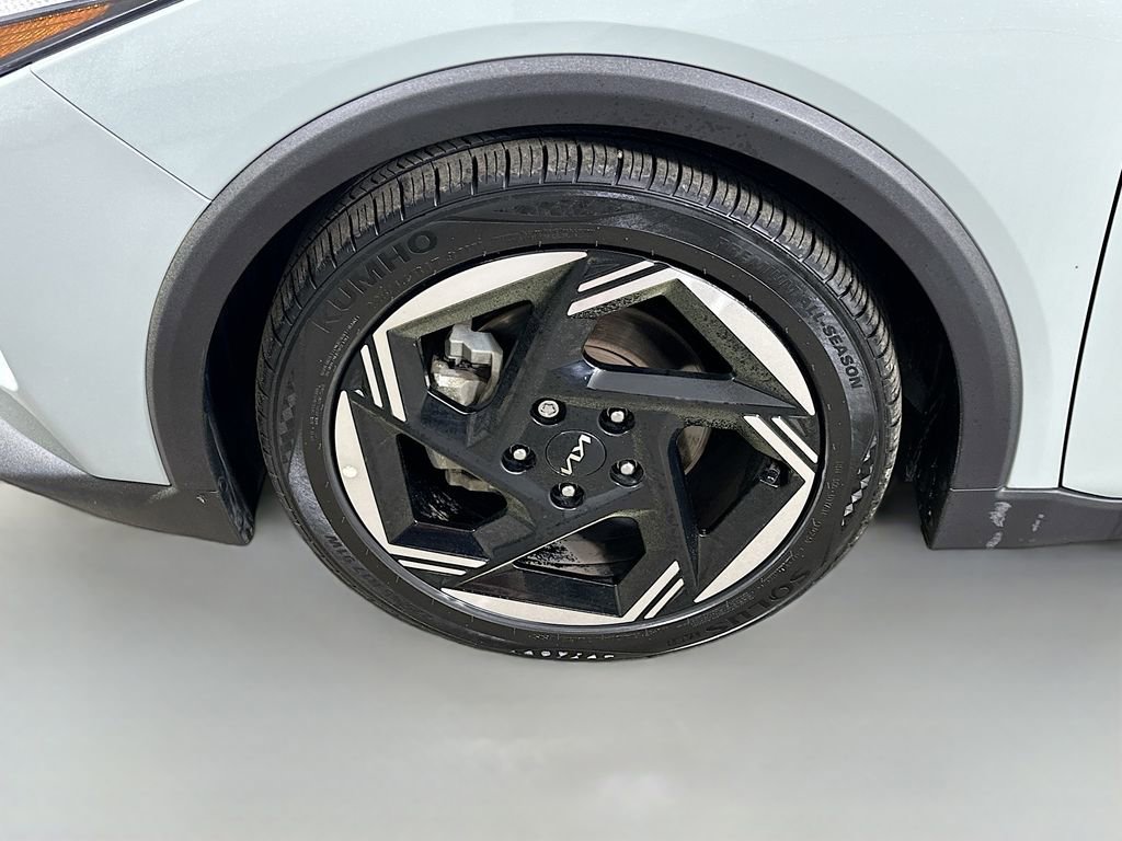 Used 2025 Kia K4 EX image 8
