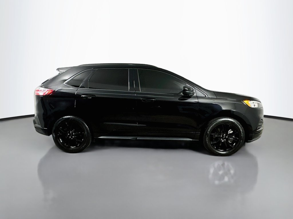 Used 2024 Ford Edge SE w/ Black Appearance Package AWD/4WD image 7