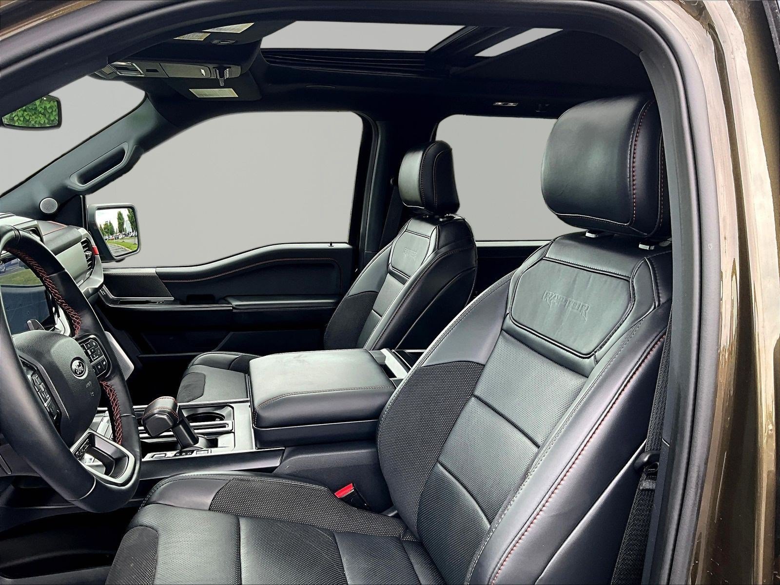 Used 2025 Ford F150 Raptor AWD/4WD image 22