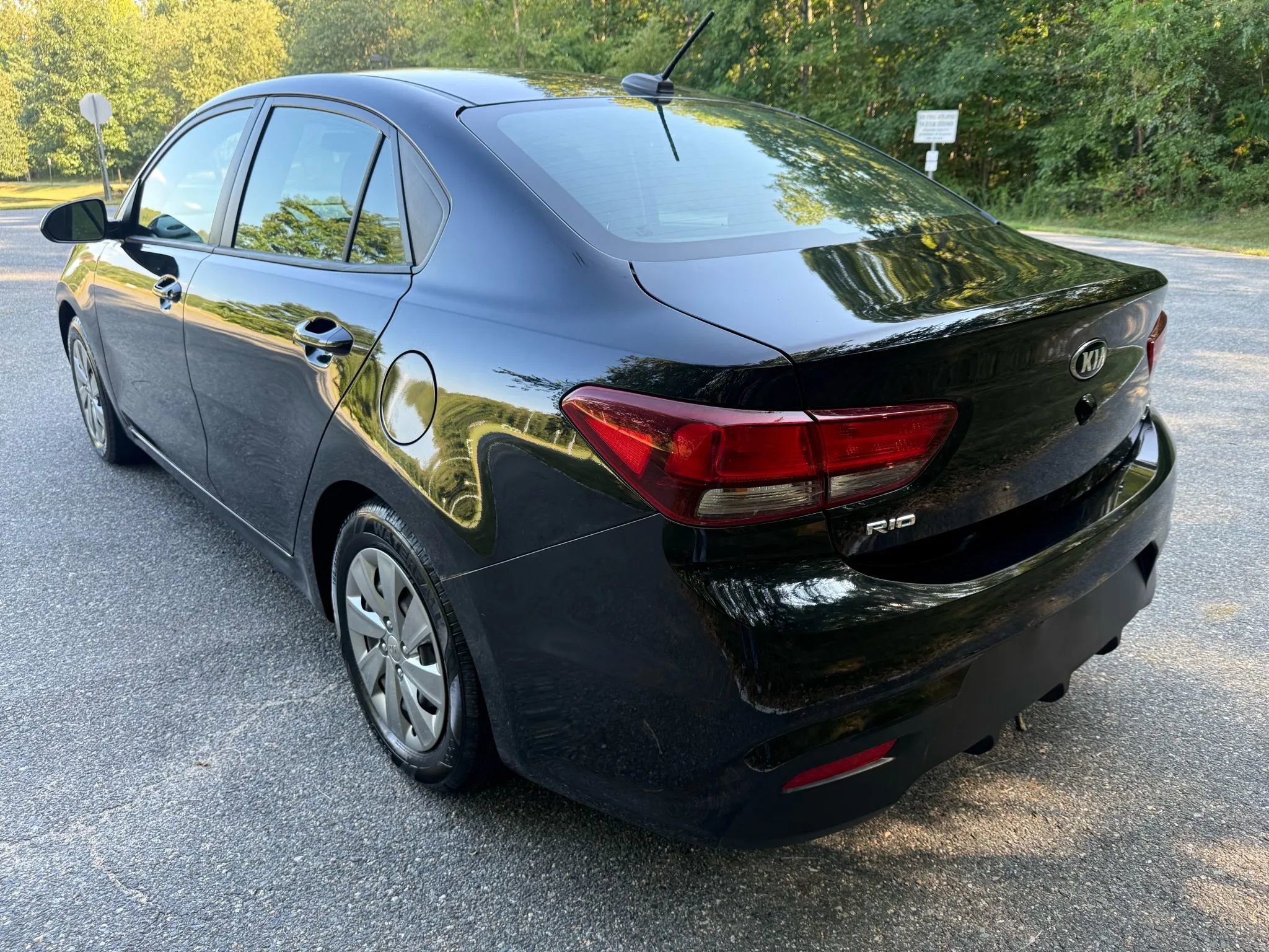 Used 2020 Kia Rio S image 10