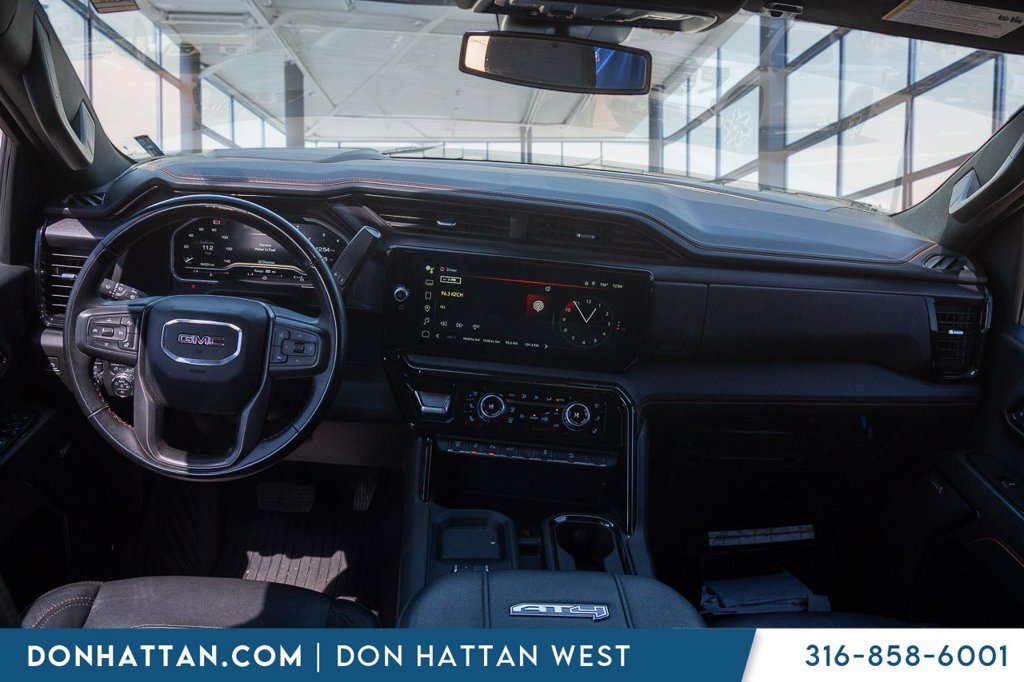 Used 2024 GMC Sierra 2500 AT4 AWD/4WD image 4