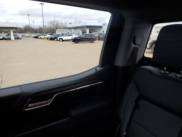 New 2026 GMC Sierra 1500 SLT w/ SLT Premium Plus Package AWD/4WD image 13