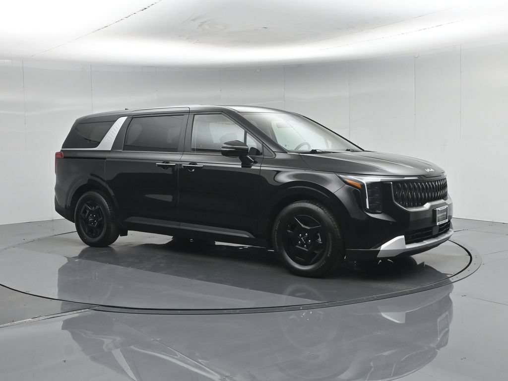 Used 2026 Kia Carnival FWD image 28