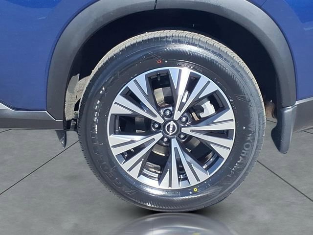 Used 2023 Nissan Rogue SV image 4