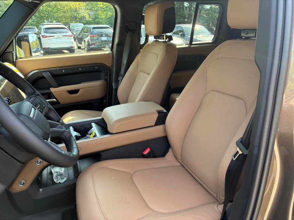 New 2026 Land Rover Defender 110 S AWD/4WD image 30