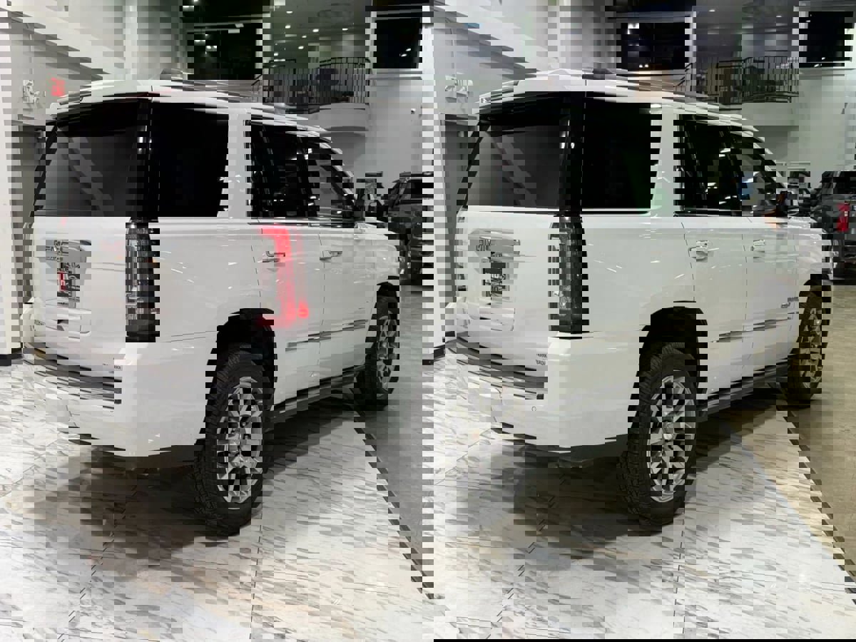 Used 2015 GMC Yukon Denali w/ Premium Package image 6