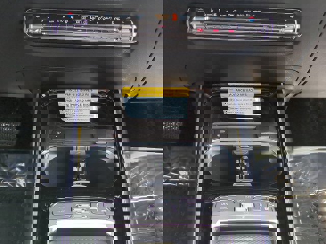 Used 2025 Mercedes-Benz GLA 250 image 19