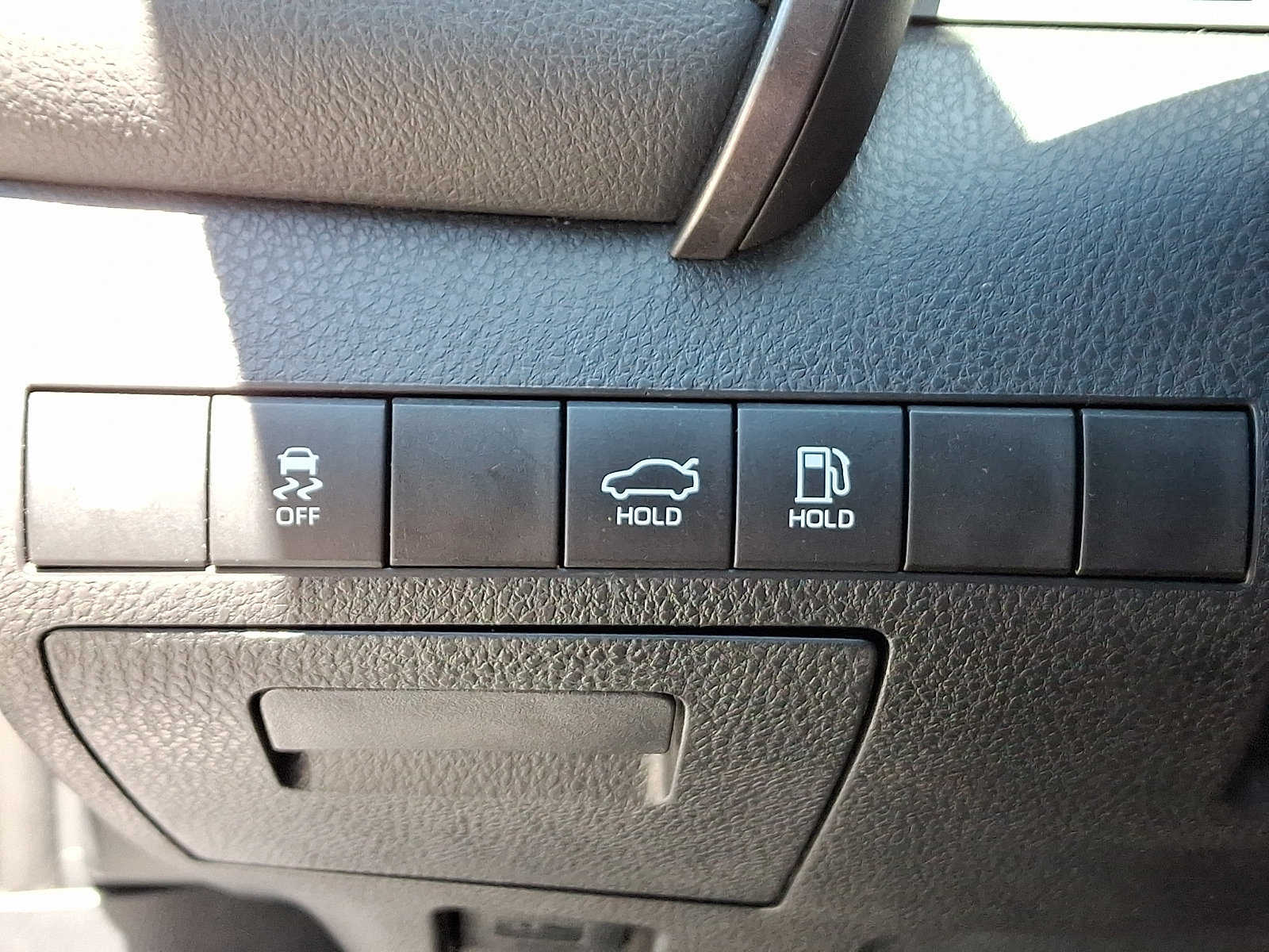 Used 2021 Toyota Camry SE FWD image 21