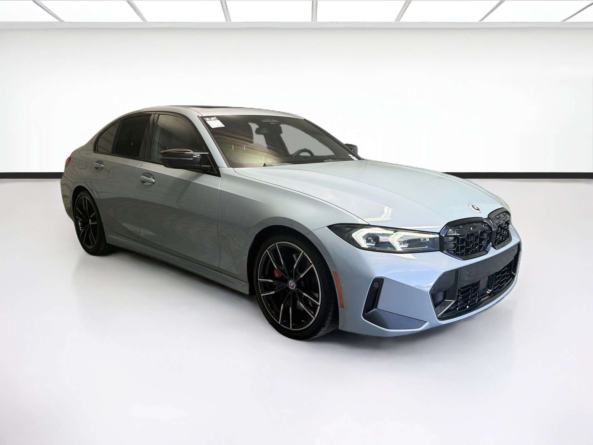 Used 2023 BMW M340i RWD image 3