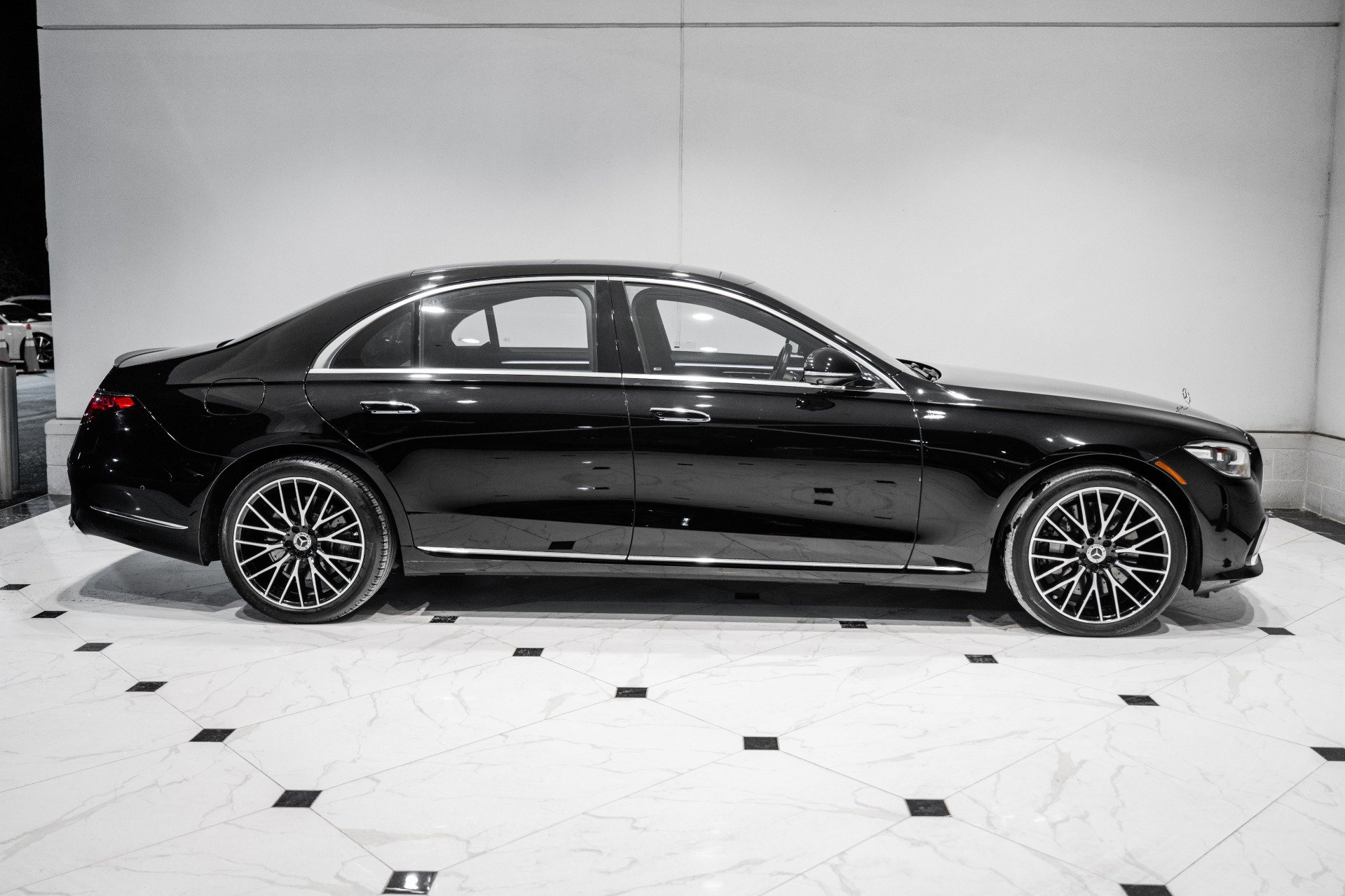 Used 2022 Mercedes-Benz S 580 4MATIC Sedan image 6