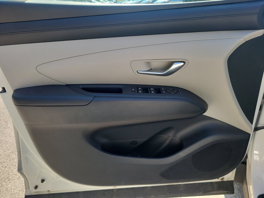 Used 2025 Hyundai Tucson SEL FWD image 19
