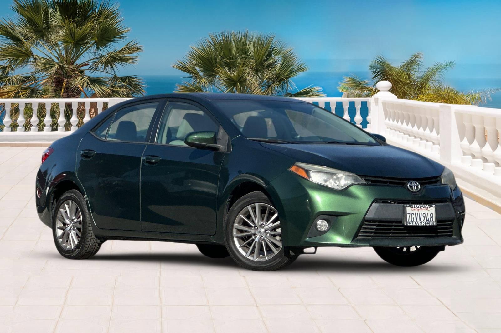 Used 2014 Toyota Corolla LE image 2