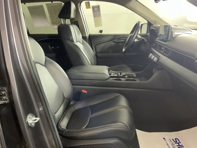 Used 2025 Honda Pilot EX-L image 5