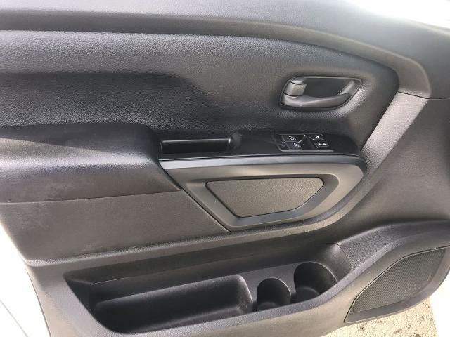 Certified 2022 Nissan Titan S image 13