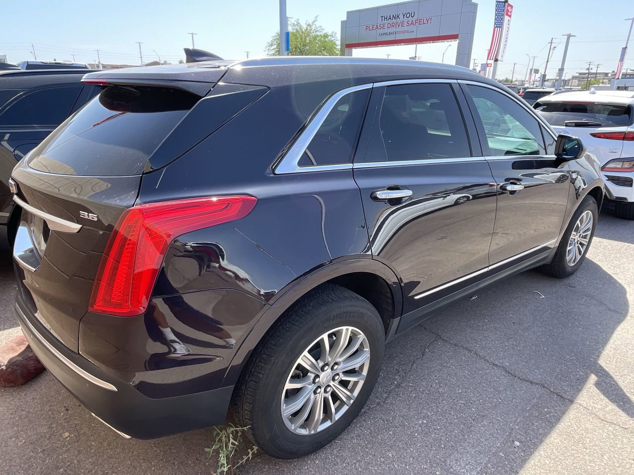 Used 2018 Cadillac XT5 Luxury w/ Driver Awareness Package image 13