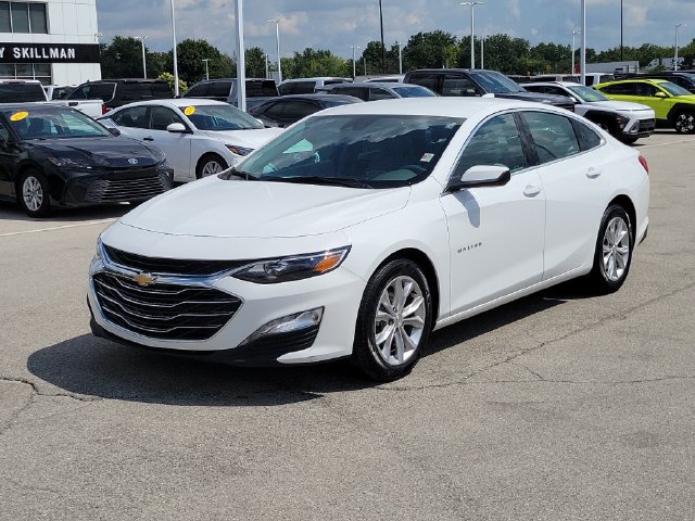 Used 2025 Chevrolet Malibu LT FWD image 3