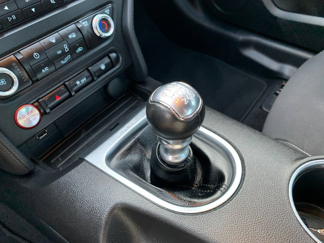 Used 2020 Ford Mustang GT RWD image 24