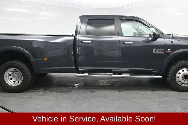 Used 2016 RAM 3500 Laramie AWD/4WD image 9