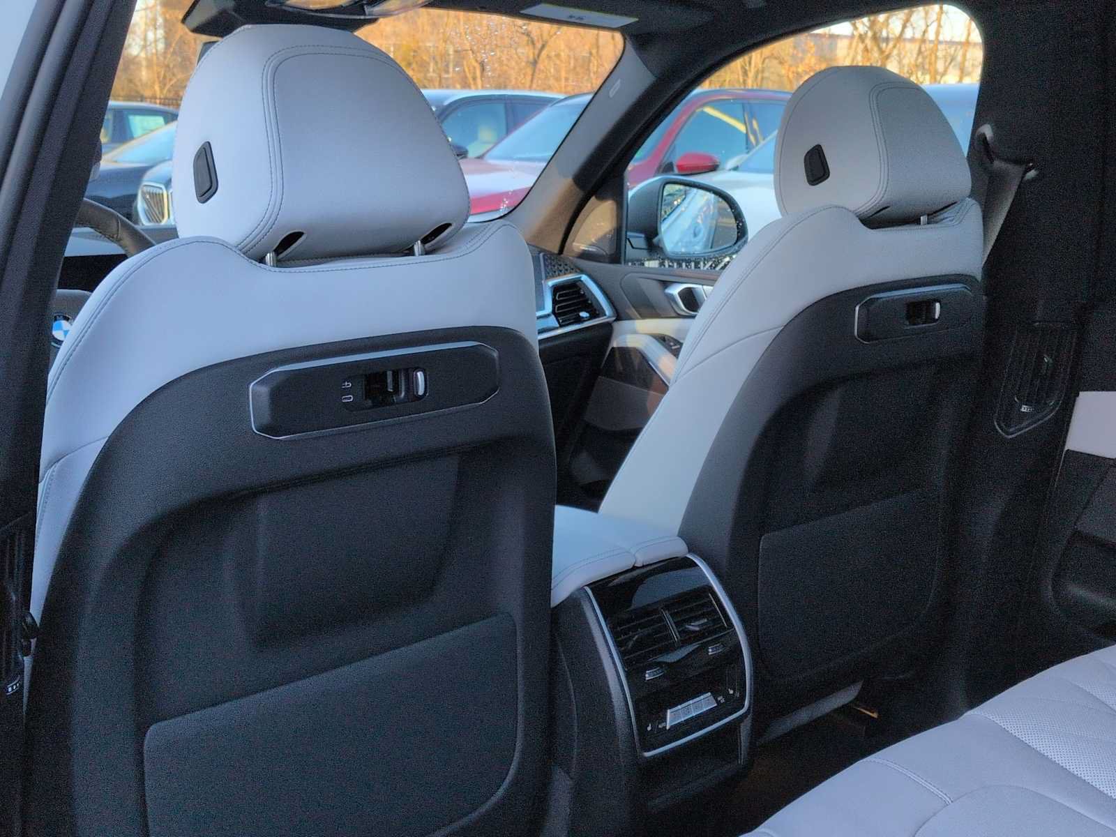 Used 2026 BMW X5 xDrive50e w/ Executive Package AWD/4WD image 19