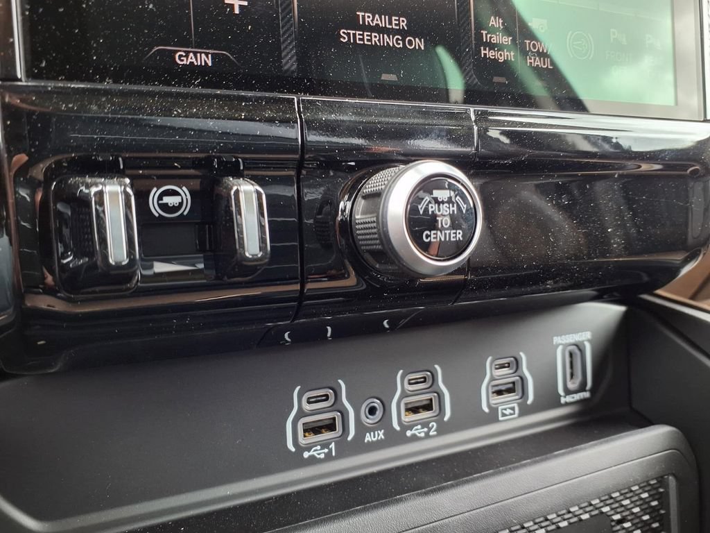 New 2025 RAM 3500 Longhorn AWD/4WD image 30