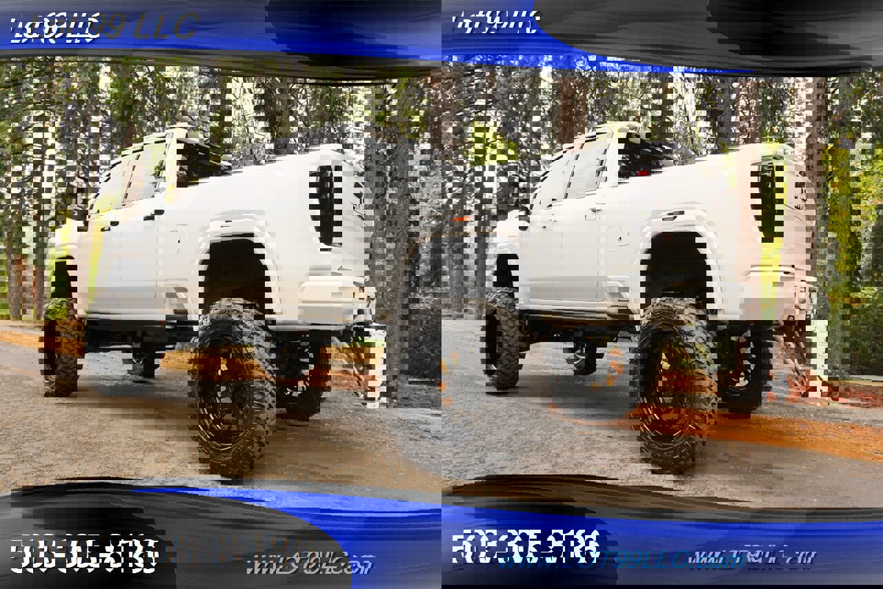 Used 2020 GMC Sierra 2500 AT4 w/ AT4 Premium Package image 11