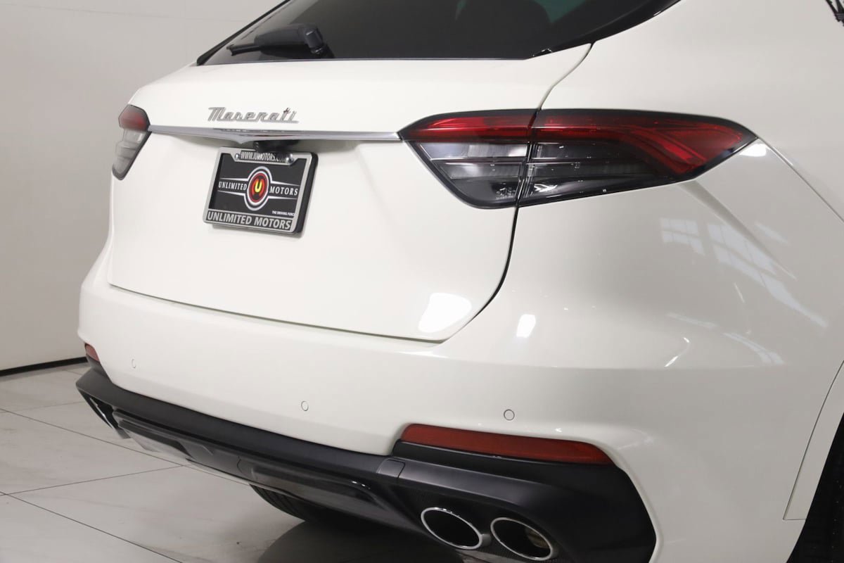 Used 2022 Maserati Levante Modena image 40