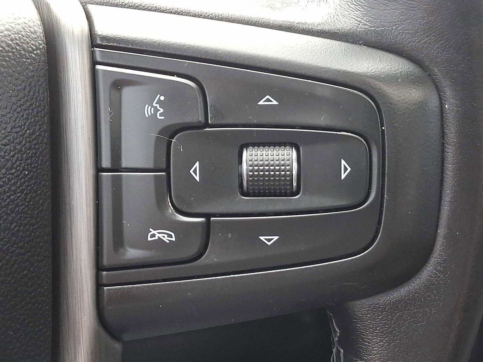 Used 2022 GMC Sierra 1500 Denali w/ Denali Reserve Package image 25