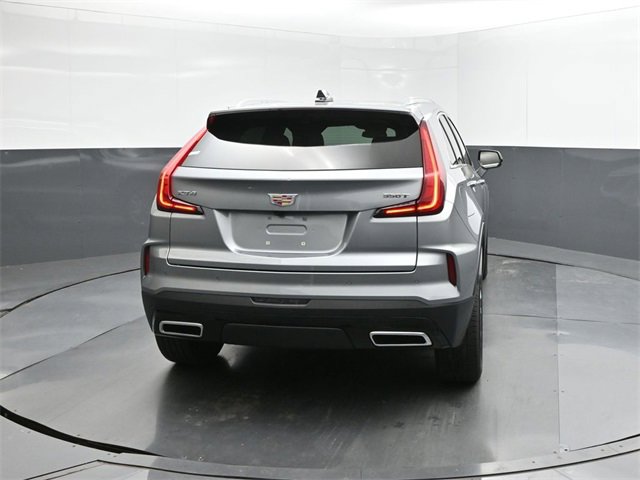 Used 2024 Cadillac XT4 Premium Luxury image 11