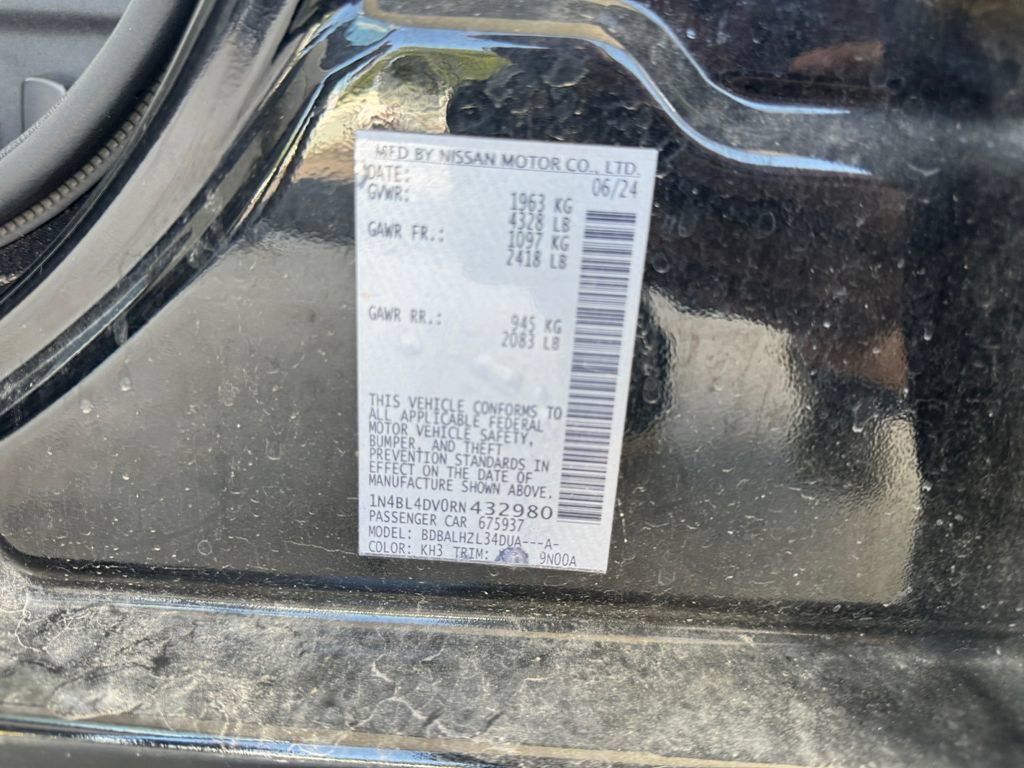 Used 2024 Nissan Altima 2.5 SV FWD image 25