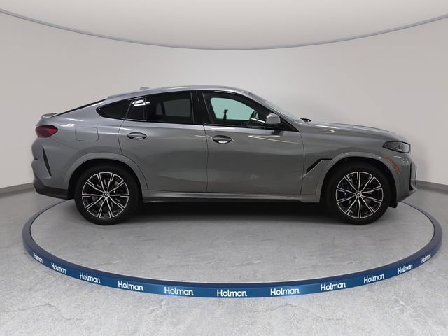 Certified 2026 BMW X6 xDrive40i AWD/4WD image 4