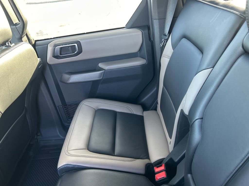 Used 2023 Ford Bronco Wildtrak image 19