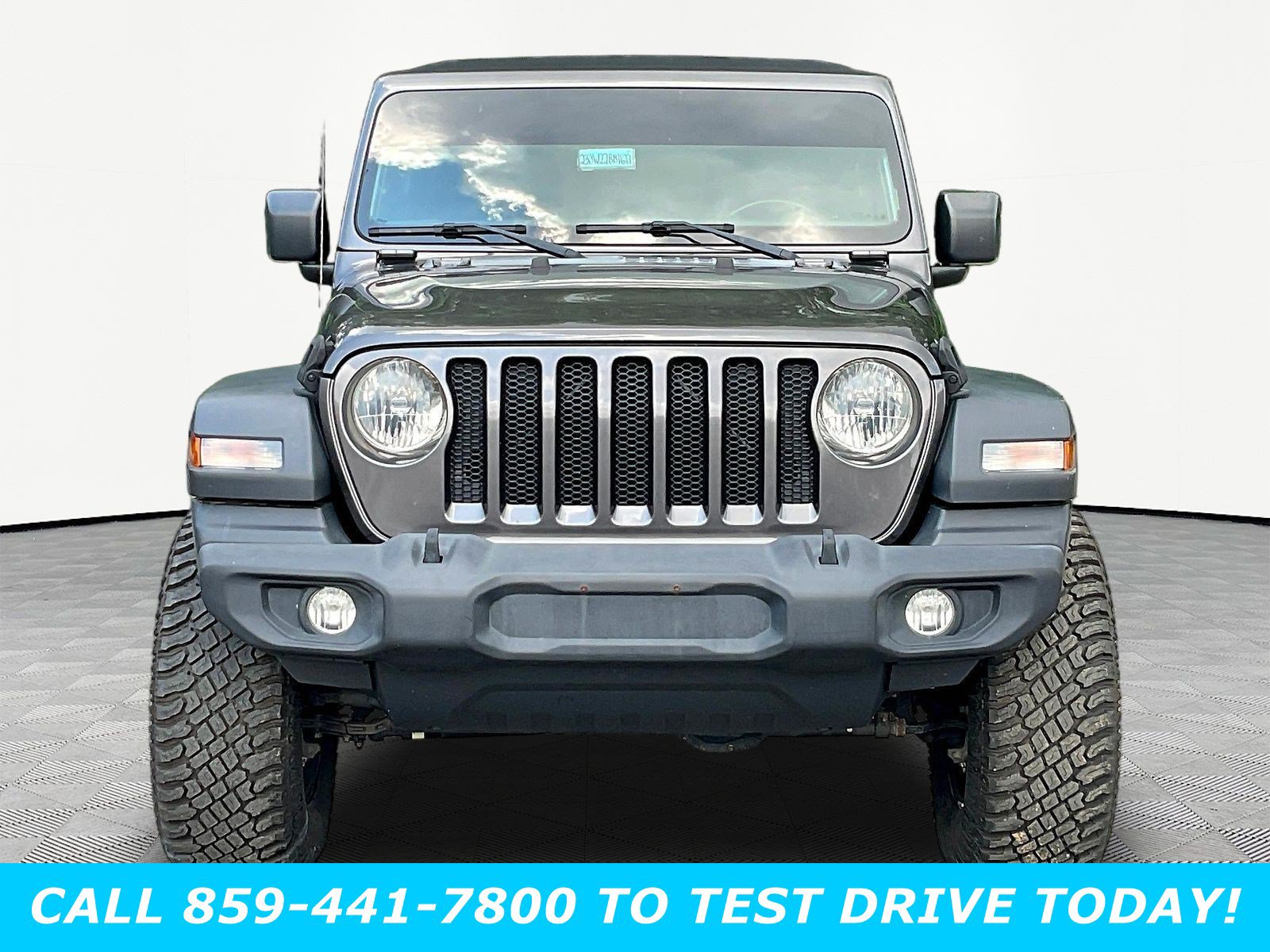 Used 2018 Jeep Wrangler Unlimited Sport S AWD/4WD image 2
