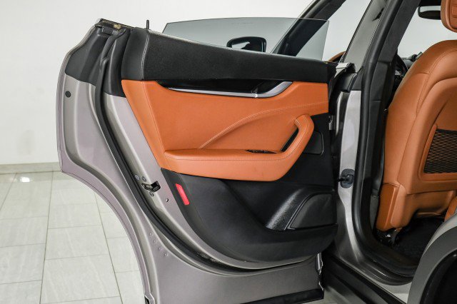 Used 2017 Maserati Levante S image 42