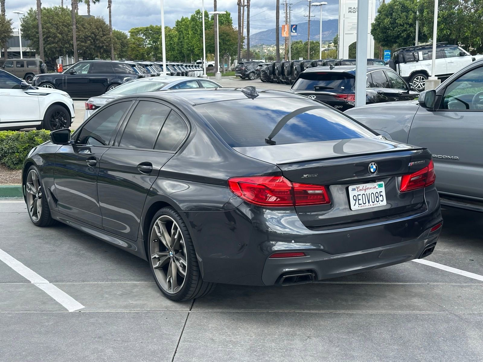 Used 2020 BMW M550i xDrive AWD/4WD image 5