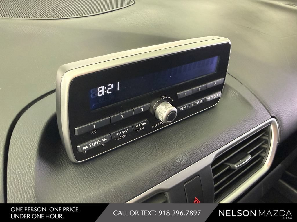 Used 2014 MAZDA MAZDA3 i Touring FWD image 27