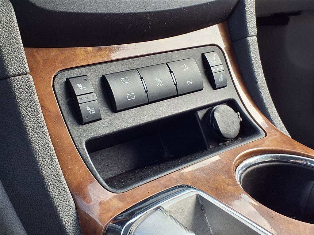 Used 2011 Buick Enclave CXL w/ LPO, Cargo Convenience Pkg image 18