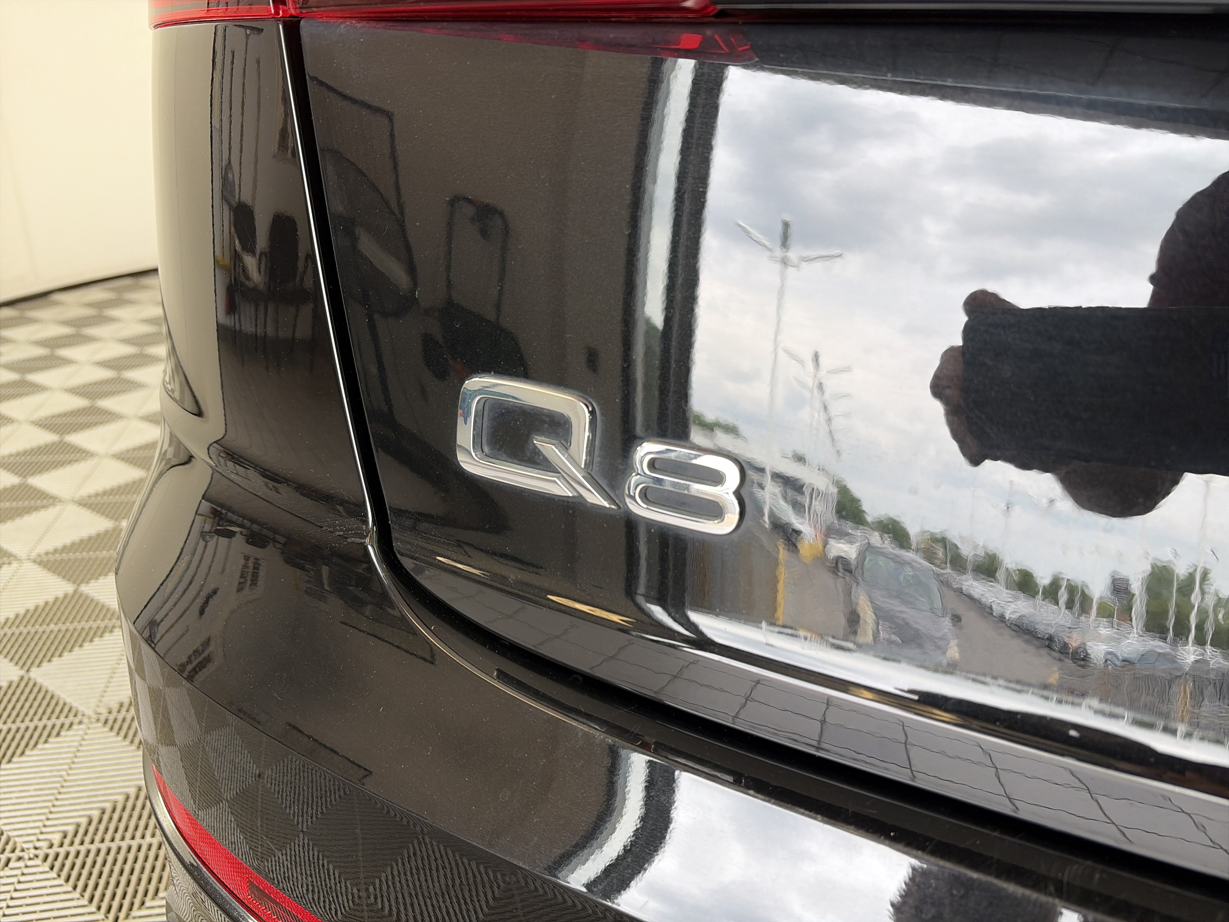 Certified 2022 Audi Q8 Premium Plus AWD/4WD image 16