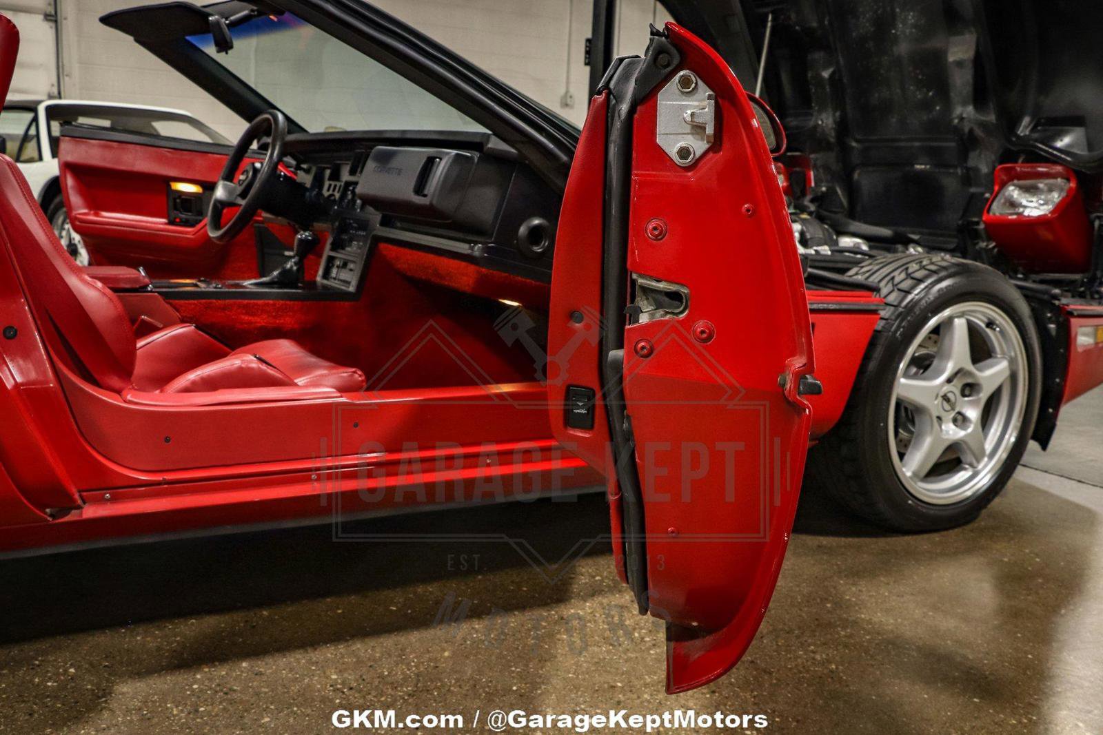 Used 1987 Chevrolet Corvette Coupe image 63