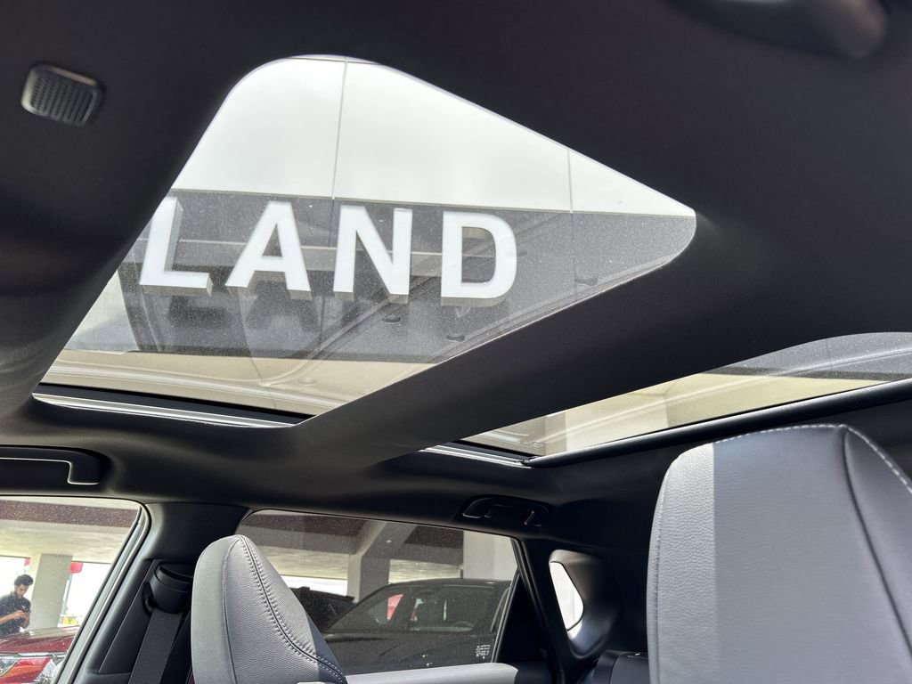 New 2025 Subaru Solterra Touring w/ Touring Package image 23