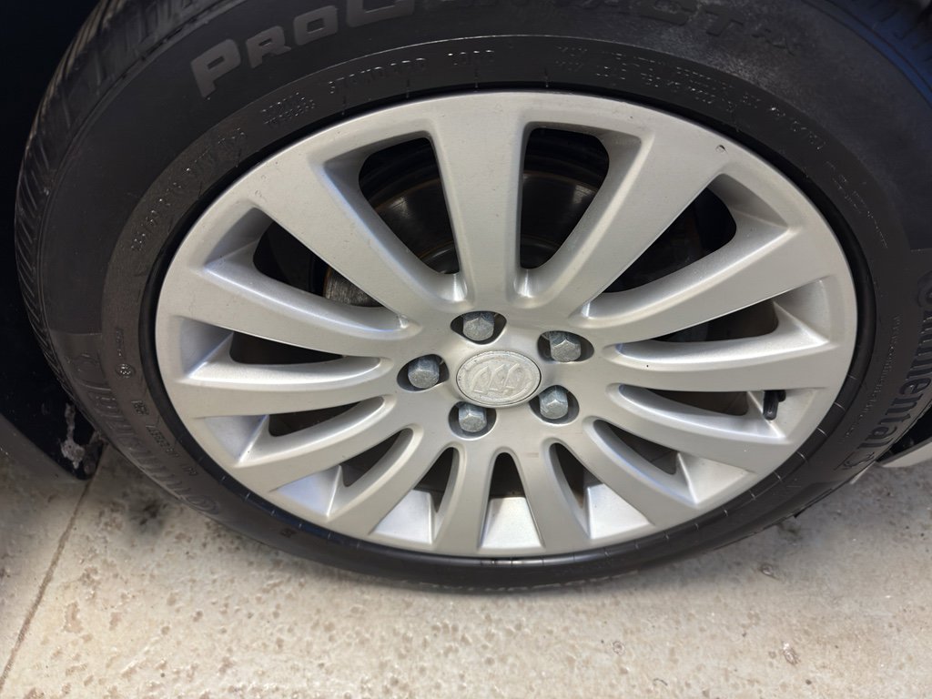 Used 2012 Buick Regal Premium image 35