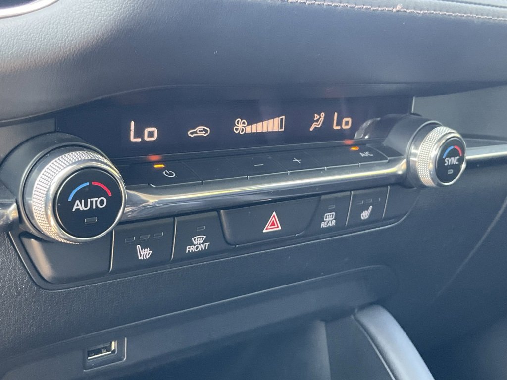 Used 2019 MAZDA MAZDA3 Sedan w/ Premium Package image 11