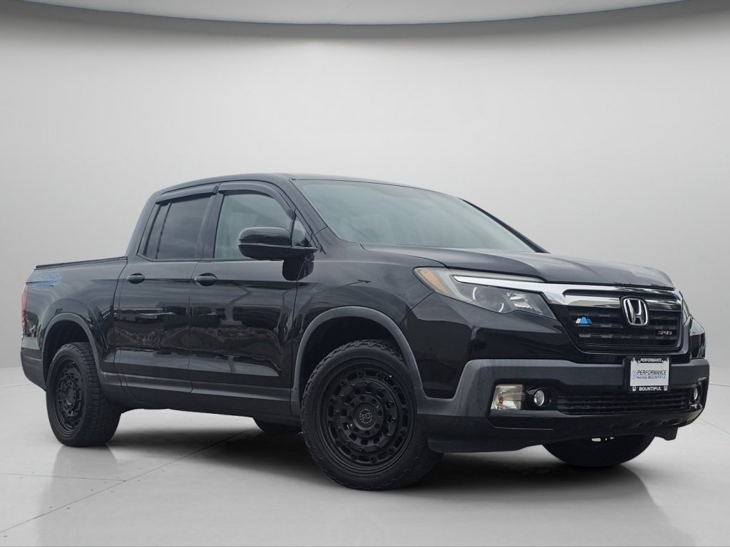 Used 2019 Honda Ridgeline Sport image 2