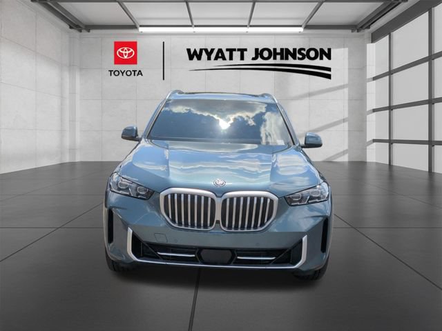 Used 2025 BMW X5 xDrive50e AWD/4WD image 5