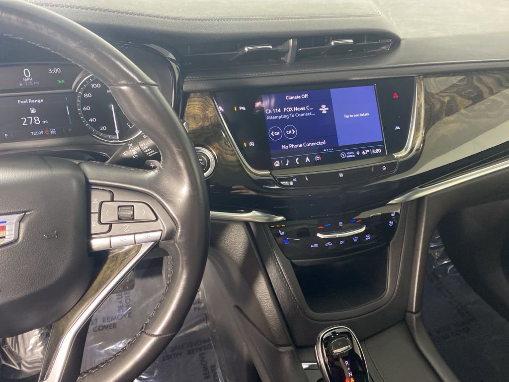 Used 2021 Cadillac XT6 Premium Luxury AWD/4WD image 17