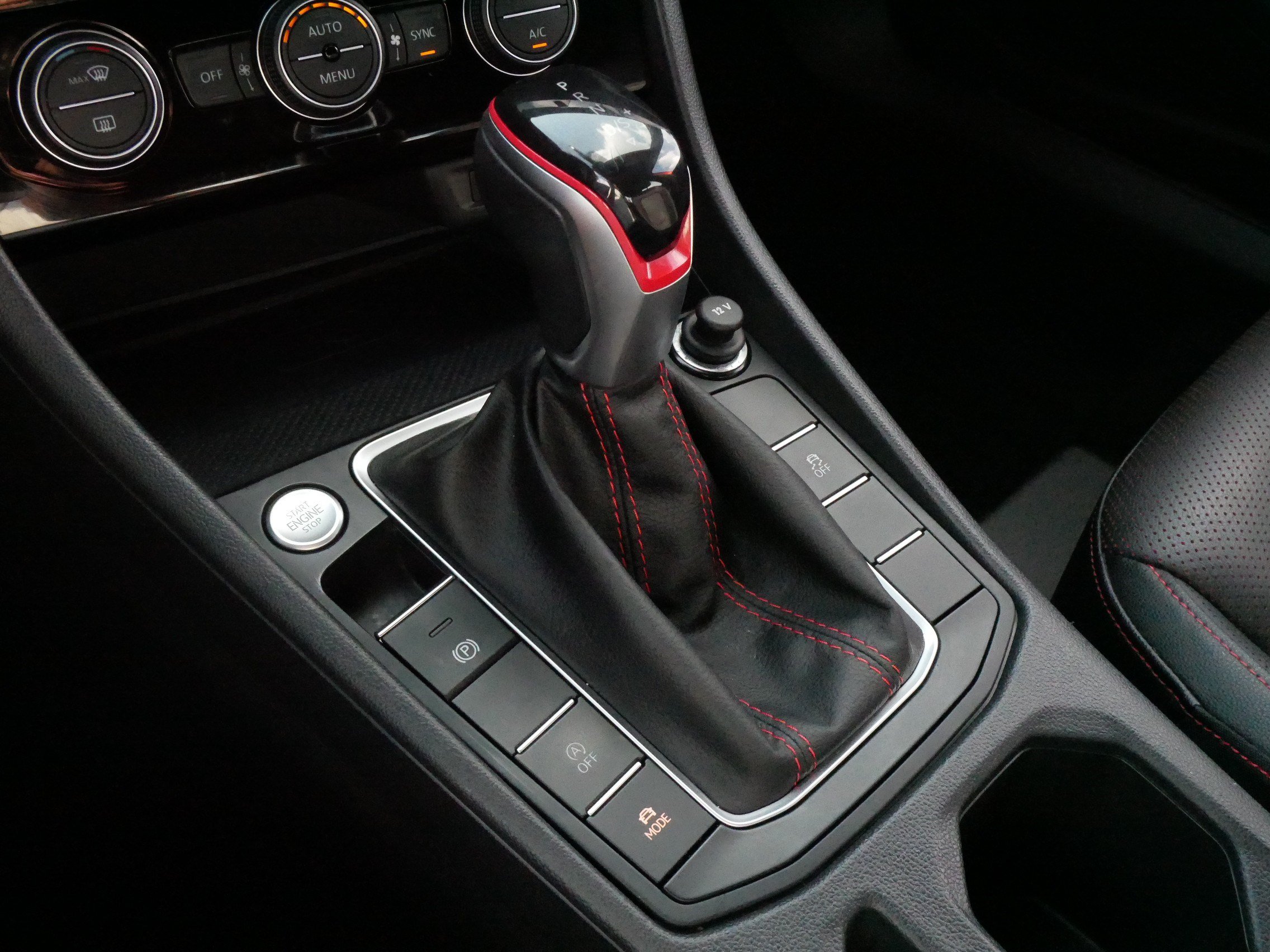 Certified 2022 Volkswagen Jetta GLI Autobahn FWD image 24
