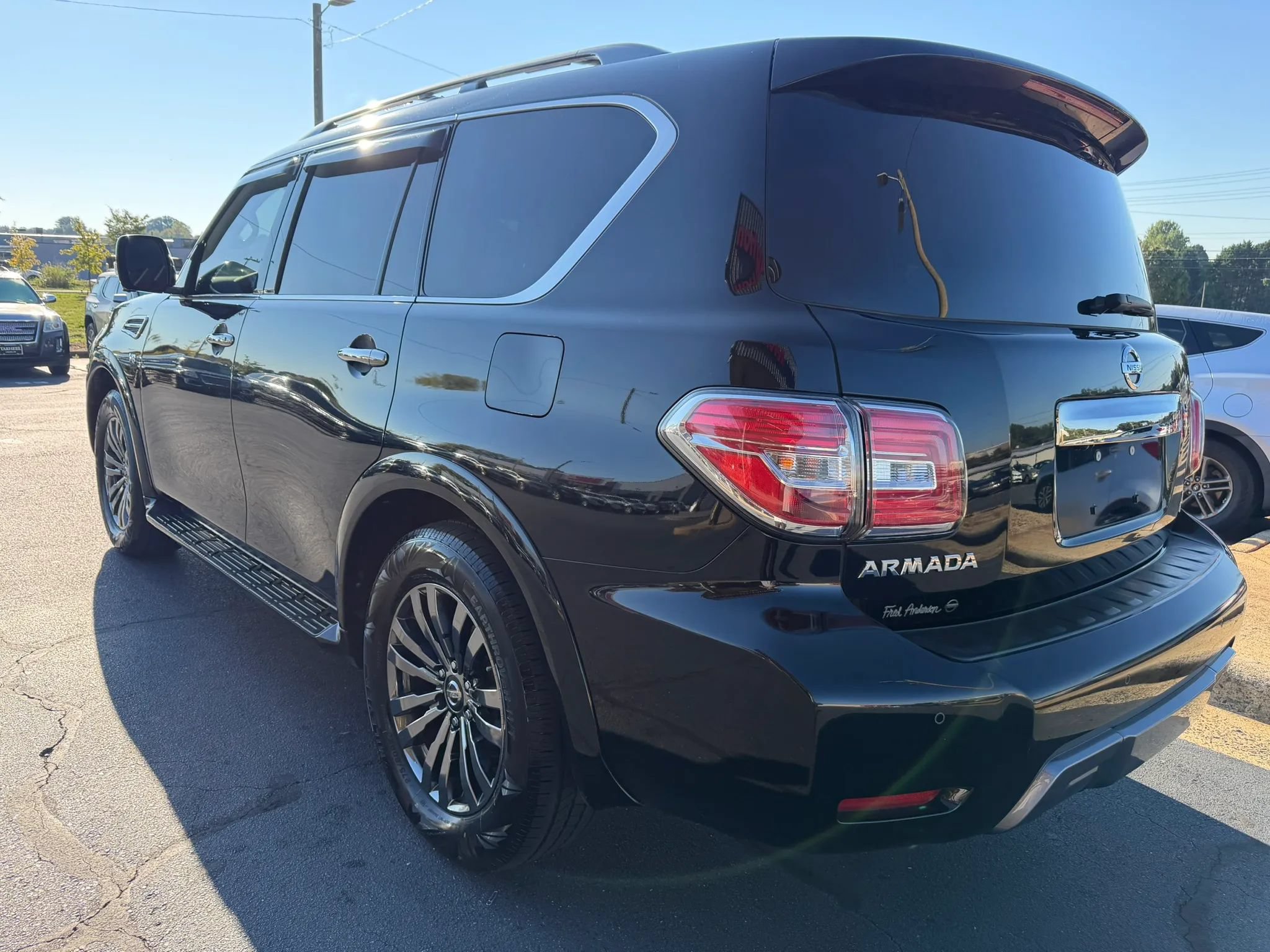 Used 2019 Nissan Armada Platinum w/ Captain's Chairs Package AWD/4WD image 5