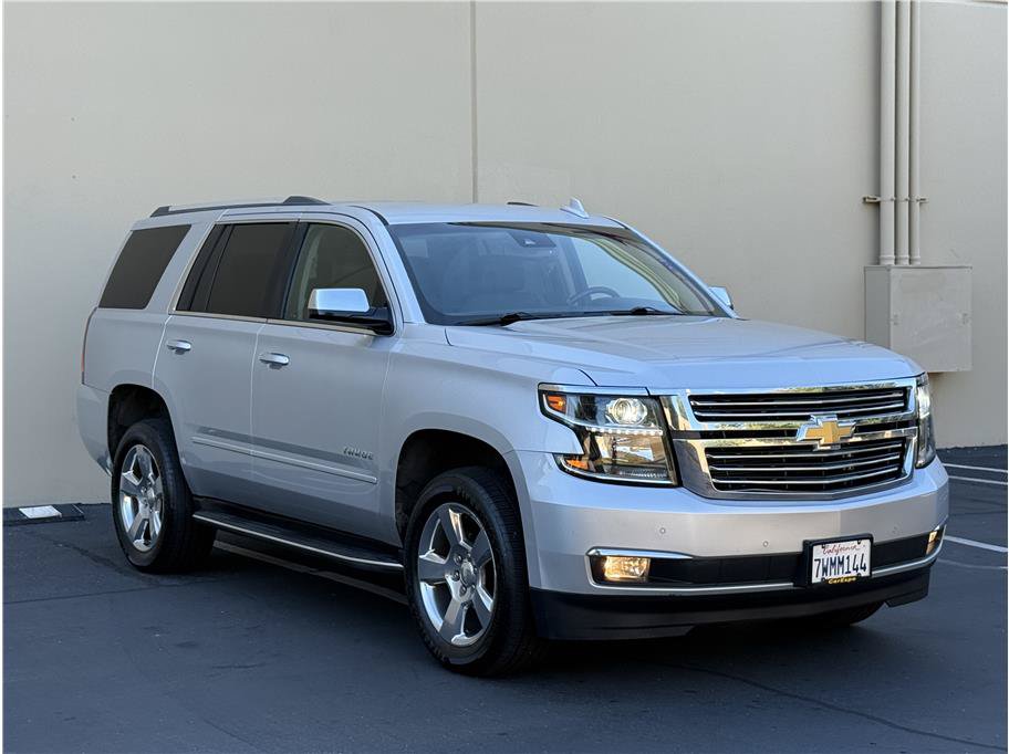 Used 2017 Chevrolet Tahoe Premier AWD/4WD image 2