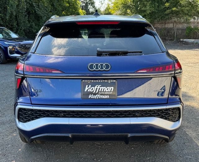 New 2026 Audi Q3 quattro 2.0T AWD/4WD image 7